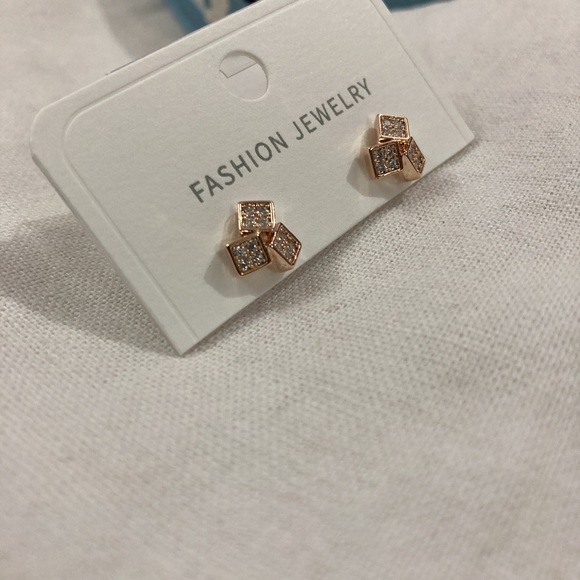 Western Tops - Picture 4 of 7